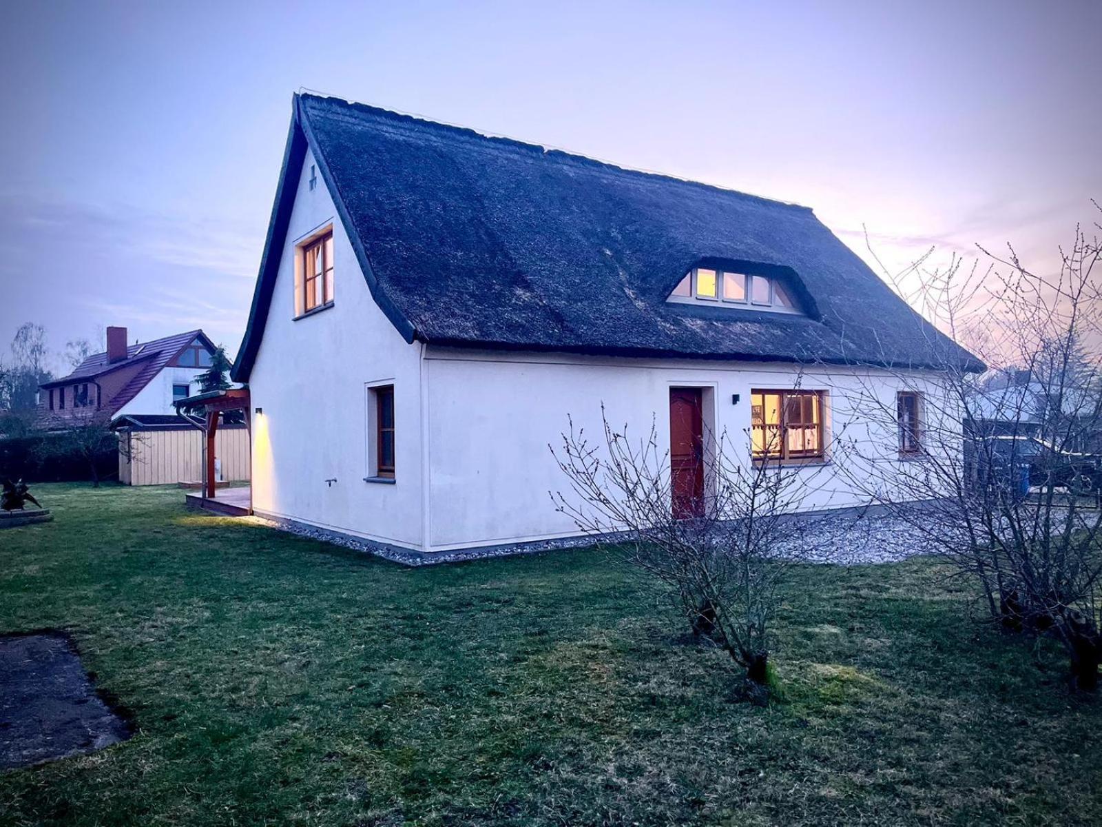 Huus Am Darss Vila Fuhlendorf  Exterior foto