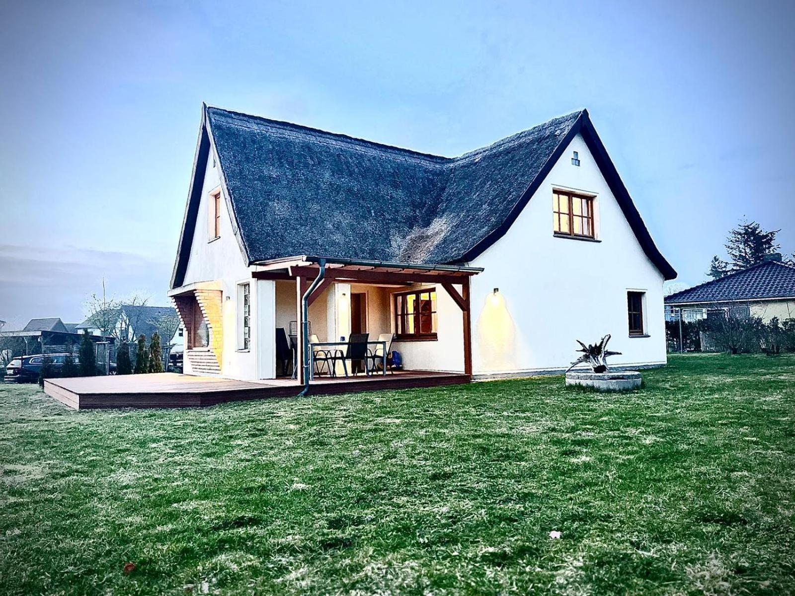 Huus Am Darss Vila Fuhlendorf  Exterior foto
